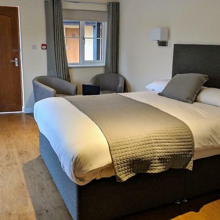 Wayford Bridge Inn Hotel Сталхэм Экстерьер фото
